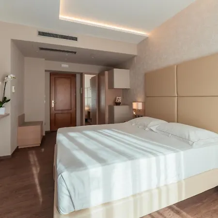 Hotel Continental 3*