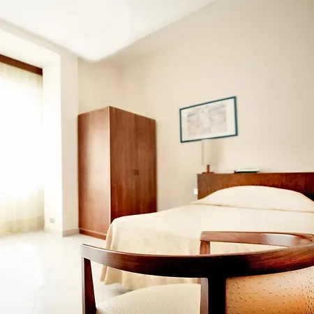 Continental Hotel 3*