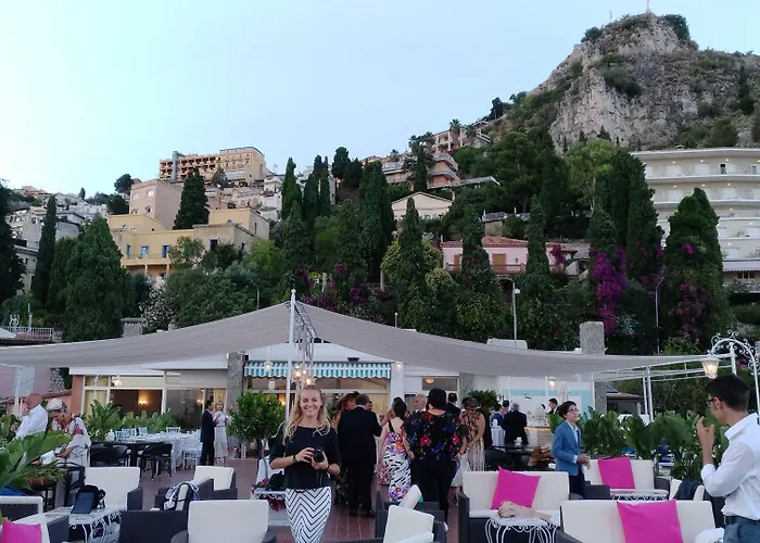 Continental 3* Ταορμίνα
