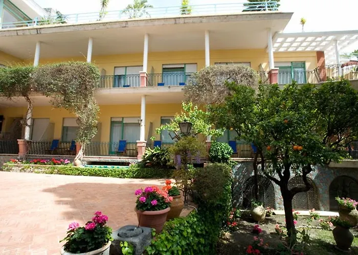 Ξενοδοχείο Continental 3*