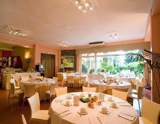 Continental Hotel 3*
