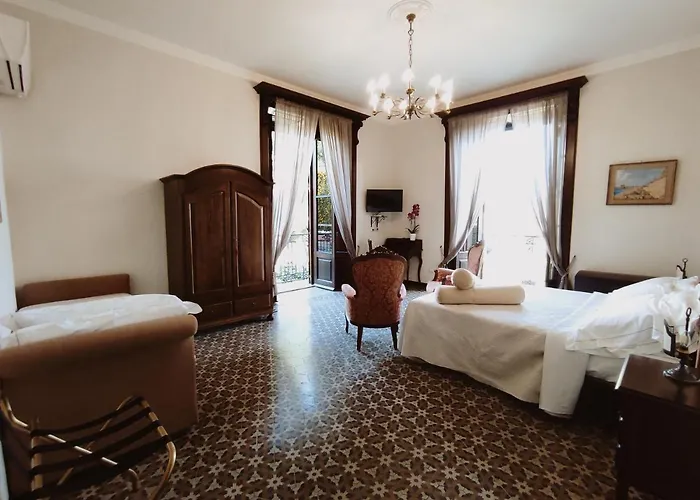 Continental Hotel 3*