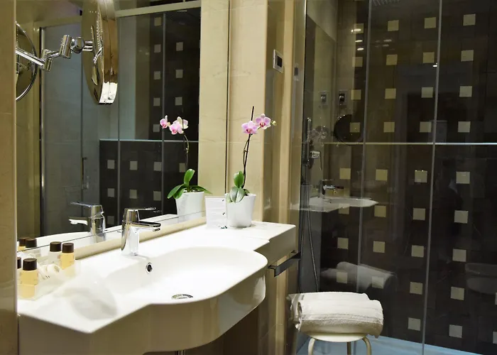 Continental Hotel 3*