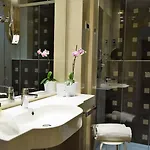 Continental Hotel 3*