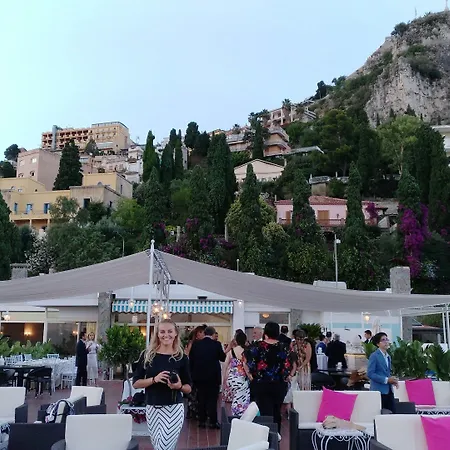 Continental 3* Taormina