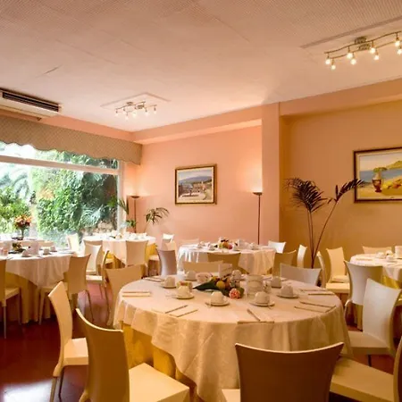 Continental Hotel 3*