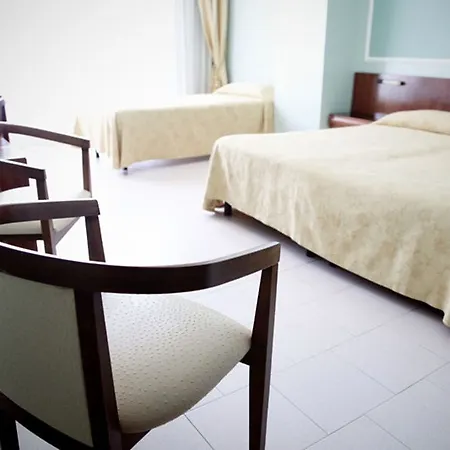 Continental Hotel 3*