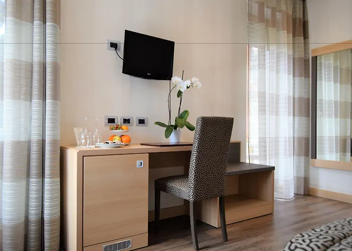Ξενοδοχείο Continental 3*